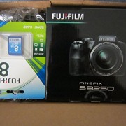 Fujifilm-Finepix-S9250-0-0