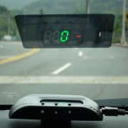 GPS-Head-Up-Display-Speedometer-quick-and-easy-installation-0-3