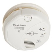 First-Alert-Interconnected-Battery-Operated-Combination-Smoke-and-Carbon-Monoxide-Alarm-with-Voice-Location-0-0