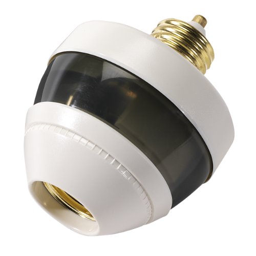 First-Alert-PIR725-Motion-Sensing-Light-Socket-0